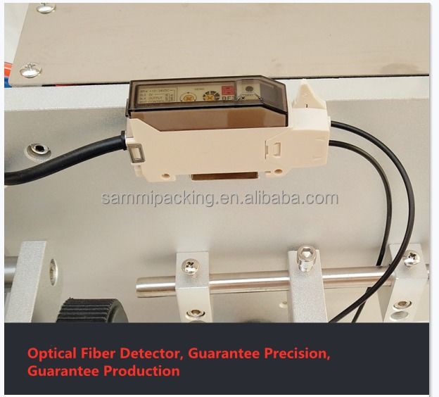 เครื่องติดฉลากบนพื้นผิวเรียบความเร็วสูง เครื่องติดสติกเกอร์ฉลากสำหรับขวดทรงเหลี่ยม กล่อง บรรจุภัณฑ์เครื่องสำอาง